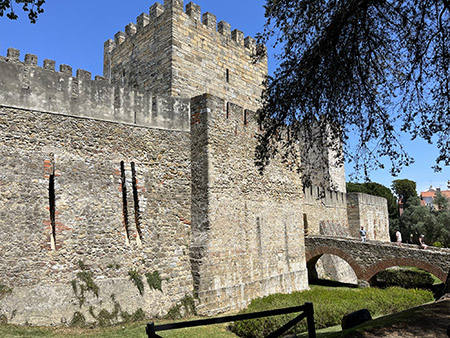 Historic Lisbon - Exploring 3 Cities